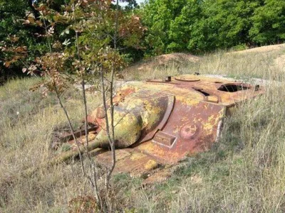 s.....c - Jagdpanzer IV okopany na bułgarsko-tureckiej granicy. Żeby wzmocnić obronę,...