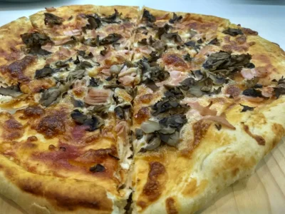 r.....m - #pizza #gotujzwykopem
Domowa pizza pieczona na kamieniu. Po wielu próbach w...