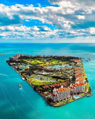 Castellano - Fisher Island. Floryda
foto: South Beach Helicopters
#fotografia #eart...