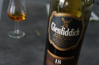 lubiewhiskypl - Dzisiaj na stole:

Glenfiddich 18 YO.

Ojj polecam :)



#whisky #sin...
