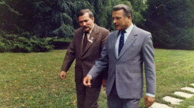 GrubyJoe - @lechwalesa: 

Panie gdzie pan był jak ja walczyłem. Jak pan może coś tak...