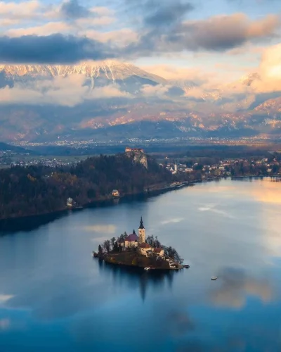 Castellano - Jezioro Bled. Słowenia
foto: dennisstever
poprzednie wpisy Jeziora Ble...
