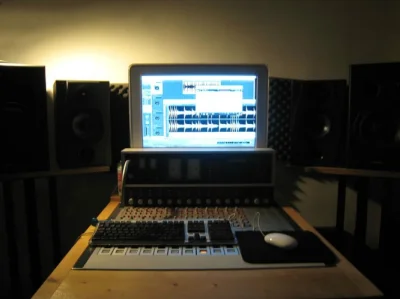 g.....i - Dom wie jak sobie zrobić studio w domu. http://www.domandroland.com/ #dnb