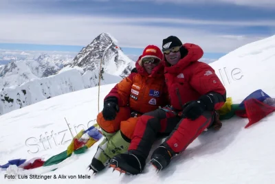 K.....a - Poniżej na zdjęciu Alix von Melle i Luis Stitzinger na szczycie Broad Peaku...