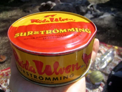 B.....g - @Porazka_Sezonu: Surströmming to są śledzie dla prawdziwych mężczyzn!