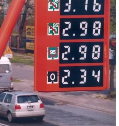 krisip - Znalezione na zdjeciu rok 2000 i ceny paliw (－‸ლ)

#polska #motoryzacja #his...