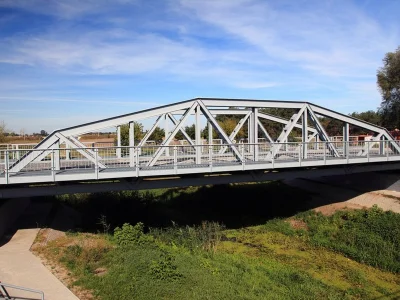 turbonerd - > czy ten most jest k#rwa rasistowski jakiś, a może zagraża konstytucji?!...