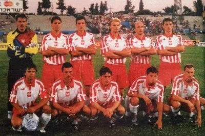 yourgrandma - Wiecie, że w 1994 roku #reprezentacja Polski grała w pasiastych strojac...
