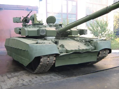 K.....y - Ofiara medialną może i jest T72, ale to jeden z lepszych czołgów swoich cza...