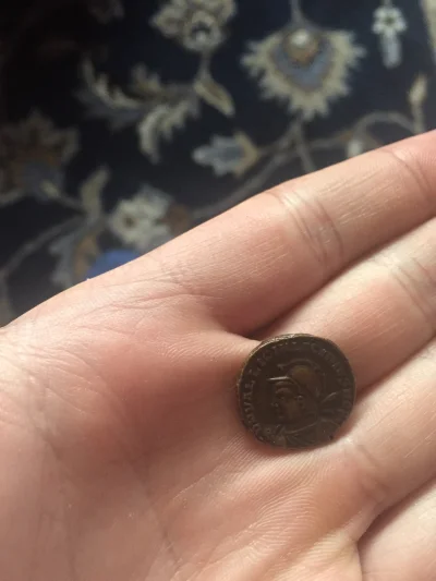Z.....p - Mireczki dzisiaj znalazłem monetę i wyglada na starą. Powie mi ktoś co to z...