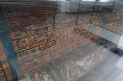 j.....k - Zdobienia #sarkofag #mumia #jubelparkmuseum