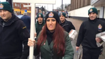 tomasz-maciejczuk - Materiał wideo o Britain First i chrześcijańskich patrolach w muz...