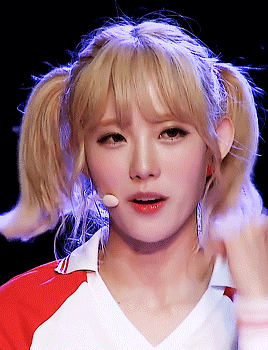 XKHYCCB2dX - #luda #wjsn 
#koreanka #gif