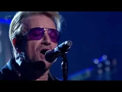 perkusista - W przerwie między koncertami Bono i spółka wystąpili w reaktywowanym bry...