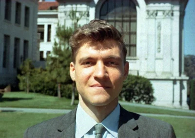 Ninik - @sokotra: 
Ted Kaczyński Unabomber
Ukończył studia na Uniwersytecie Harvard...