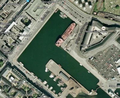 Kotaro - Na maps.google.com widzimy tę samą jednostkę: 
widok z satelity
Widocznie ...