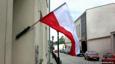 marekbialy - 2 maja – Dzień Flagi, 3 maja – Święto Narodowe 

http://gazetatrybunal...