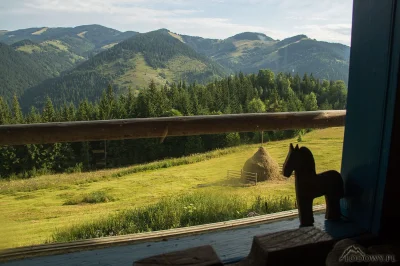 faramka - Poranna Kostrzyca z Chatki "U Kuby" na Koszaryszczu, Czarnohora, 29/07/2015...