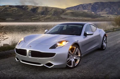 Doleginho - Fisker Karma

Trzy silniki, dwa elektryczne po 202KM i spalinowy o mocy...