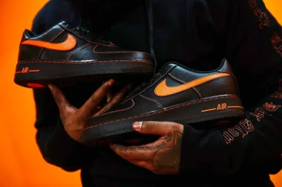 kwmaster - Nike lab X Vlone (A$ap Mob)

Fajna kolorystyka i ciekawy ruch Nike bo Ro...