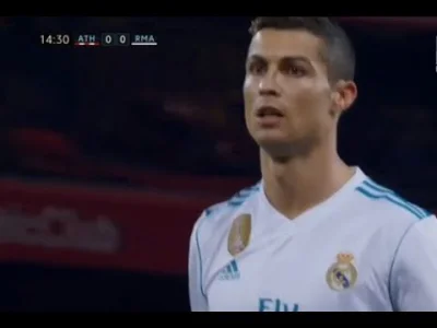 dziomson - Wczorajszy "no look pass" Ronaldo XD
#meczgif #mecz #realmadryt