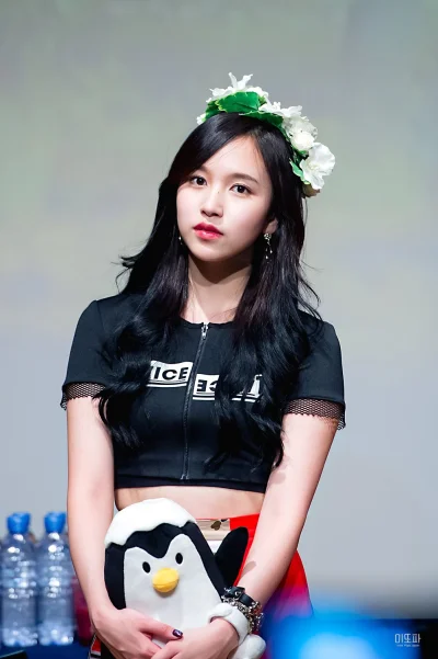 XKHYCCB2dX - #mina #twice 
#koreanka #japonka