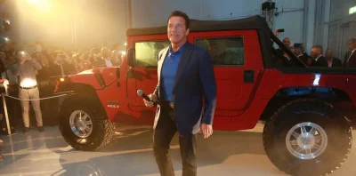 nicniezgrublem - Arnold Schwarzenegger zaprezentował... elektrycznego Hummera!

Kreis...