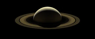 Nooser - Zdjęcie Saturna i jego 6 księżyców połączone ze 42 zdjęć wykonanych przy uży...