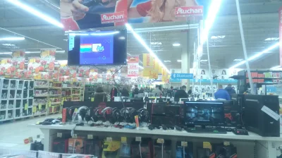 Mangusta - Jak ja uwielbiam komputery podpięte pod tv w auchan ( ͡° ͜ʖ ͡°) .
SPOILER...