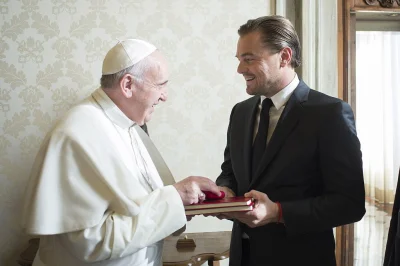 Joz - Na zdjęciu: Leonardo DiCaprio przygotowuje się do roli w biografii papieża Fran...
