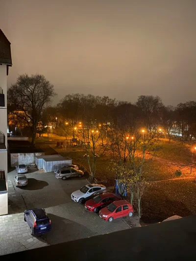 boroow - Broniłem się, żeby nie wydawać rocznego zapasu na alkohol tylko po to żeby m...