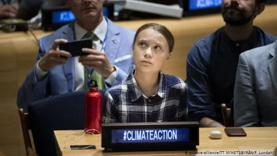 w.....s - #gretathunberg #klimat #ekologia #bekazlewactwa
Greta zbawicielka

Greta...