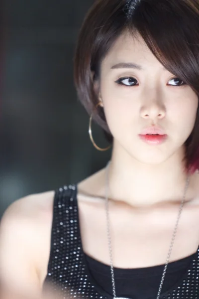 m.....e - #koreanka 

#eunjung #tara #tiara