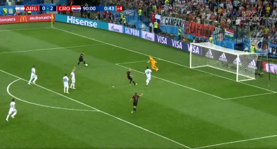 waro - Jeden z obrazków-symboli tego mundialu. Messi oraz Mascherano stoją i przygląd...