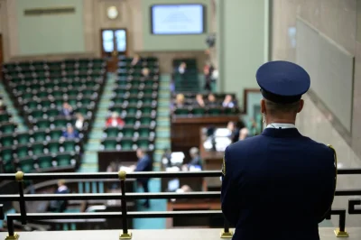 k1fl0w - Ja to tylko tutaj zostawię

Sejm: Na środę zaplanowano pierwsze czytanie p...