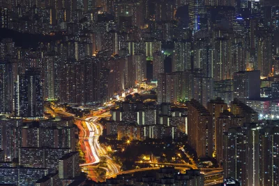 w.....u - Kowloon - Hong Kong (zdj. Peter Steward)

Wygląda trochę jak zawieszony Win...