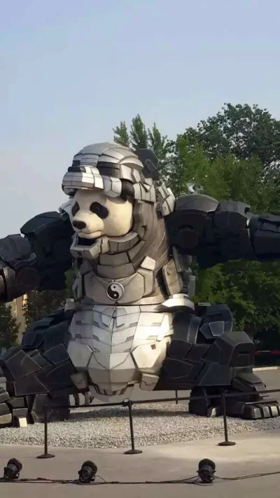 enforcer - Statua pandy w Chinach.
#ciekawostki