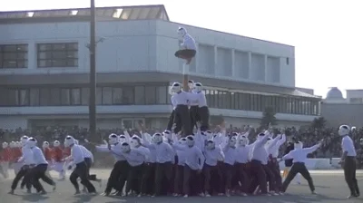 Szczaf - Japońska dyscyplina "Boutaoshi", w której chodzi o przewrócenie słupa ( ͡° ͜...