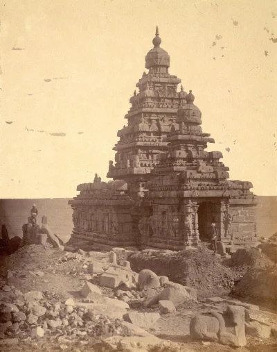 myrmekochoria - Świątynia Shore, Indie 1885 rok. Świątynia została wybudowana w okres...