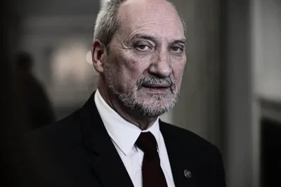 BaronAlvonPuciPusia - Ło w mordę, oprócz tego, że Macierewicz Caracali nie chce to w ...