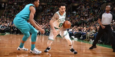 HalfManHalfAmazing - Nie ma Kyriego, jest Shane Larkin. 16 punktów z ławki i niesamow...