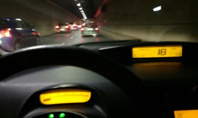 Spoko1 - @Cinos: prędkość w tunelu dzisiaj o 16, troche nie wyraźne ale jednak