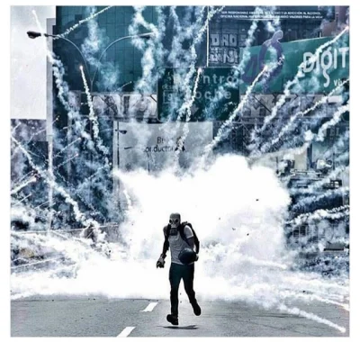 Mesk - To nie plakat post-apokaliptycznego filmu, a zamieszki w Wenezueli
#fotografi...