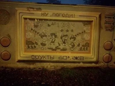 L.....a - Zawsze mi się to graffiti podobało. Nostalgia mocno. W końcu zrobiłem fotkę...