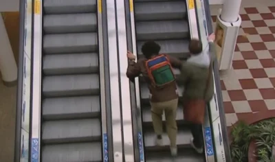 GilbertusAlbans - Zastanawialiście się kiedyś co ludzie wbiegający po ruchomych schod...