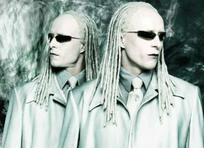 fiszu86 - @mistrz_tekkena: alien vs matrix twins