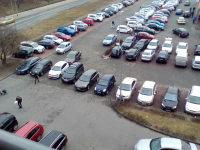 Dorciqch - Ludzie to debile. Parking na wyjezdzie sobie zrobili... A to wszystko bu j...