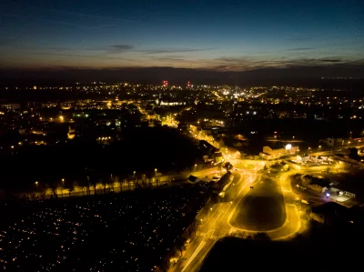 R.....p - Światła miasta

#fotografia #mojezdjecie #drony #zagan
