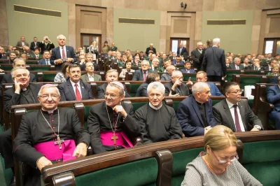 marc1027 - Ta konferencja "Zrównoważony rozwój w świetle encykliki Laudato Si" była z...