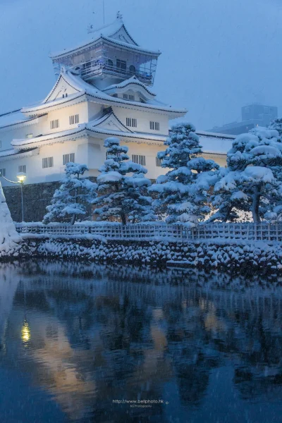 Lookazz - > Toyama Castle
#dzaponialokaca <==== czarnolistuj to gówno
#architektura #...